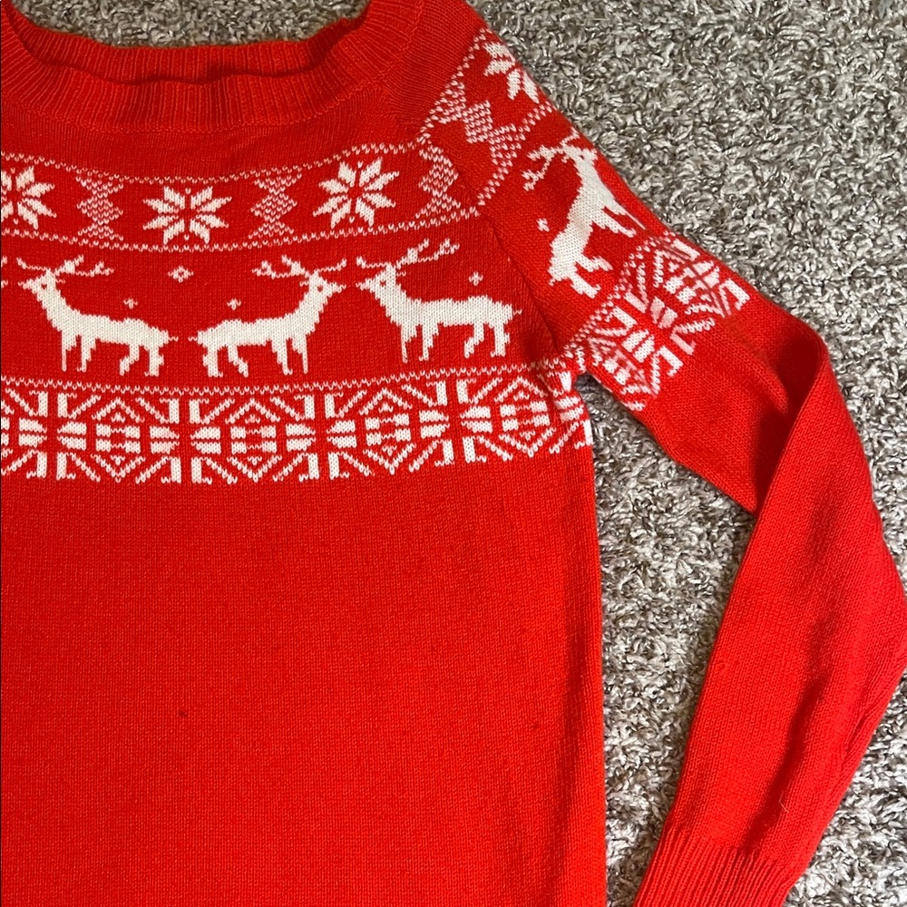 Cozy Red Reindeer Sweater Christmas pullover